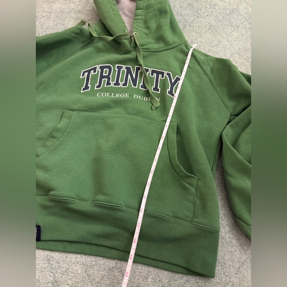 Trinity College Dublin child’s M/L hoodie from Ireland - Picture 7 of 9